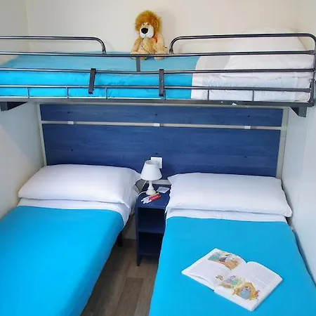 营地 Happy Camp Mobile Homes In Thurium Villaggio 4*