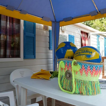 营地 Happy Camp Mobile Homes In Thurium Villaggio 玛丽纳锡巴里