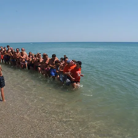 营地 Happy Camp Mobile Homes In Thurium Villaggio 4*