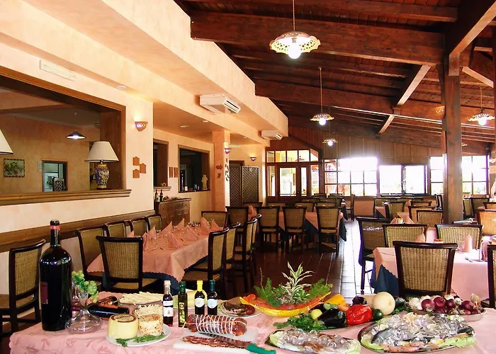 مكان تخييم Happy Camp Mobile Homes In Thurium Villaggio 4*